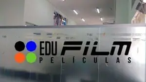 Película clara – translúcida – ambiente iluminado